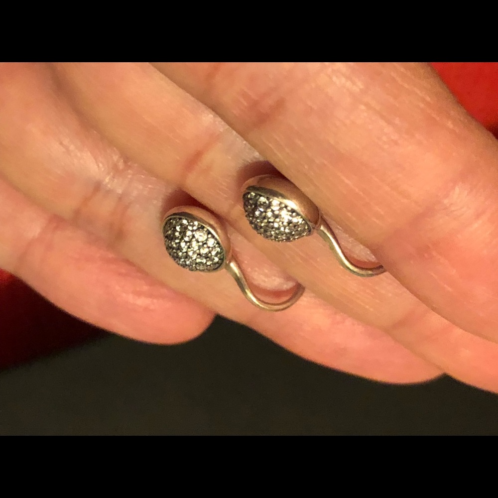 Beautiful Authentic Pandora earrings - Picture 3 of 6